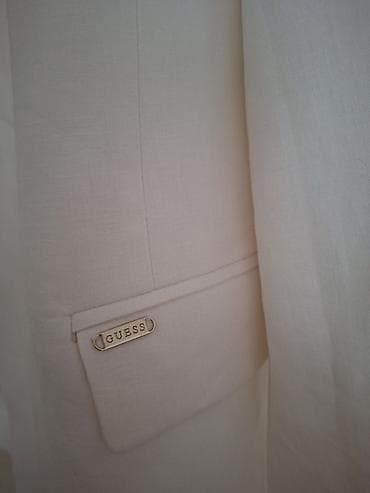 137 147 nike: GUESS ženski sako – model Jenny Blazer - Boja: bela - Veličina: XL - — 4