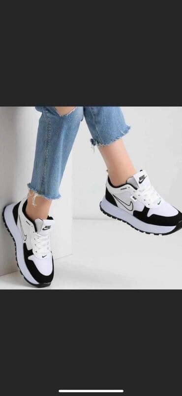 obuca 35: 36-40
3500 — 1