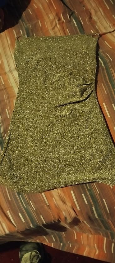 Haljine: Komplet haljina – 3 modela 1) Mini haljina sa šljokicama (zlatna) - — 1