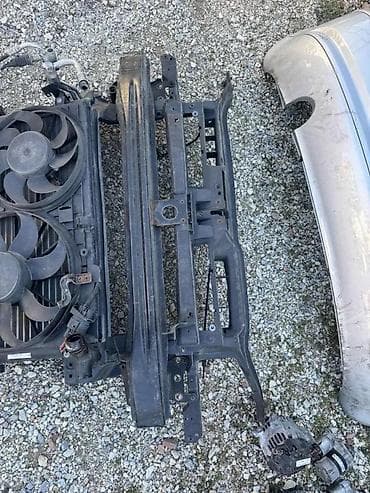 prodavnice auto delova zrenjanin: PRSA VEZNI LIM VW GOLF 5 1.6 B | Prsa vw golf 5 1'6 b — 1
