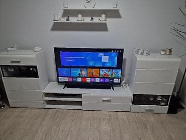 polica za sank: Polica za tv — 5