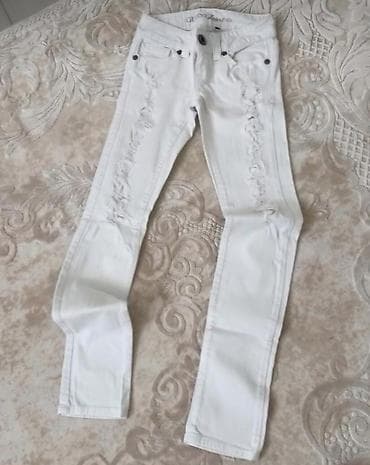 velicine odece za decu: Bela dečija/omladinska skinny farmerka Guess. vel XS - Model: uski — 1
