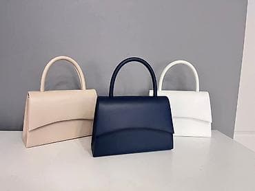 valentino crna torba: Torbe i Rančevi 
3000 din 
A🍒 — 7