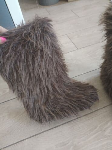 gde kupiti ugg čizme u beogradu: High boots, 37 — 1