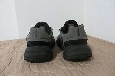 karl lagerfeld patike: ADIDAS br 45 sa unutrasnjim gazistem 28cm, potpuno ocuvane paatike bez — 4