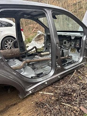 multimedijalni plejer za auto: SAJTNA ZA MERCEDES BENZ B KLASA, B 160, B 150 . OD 2012. DO 2018 — 2