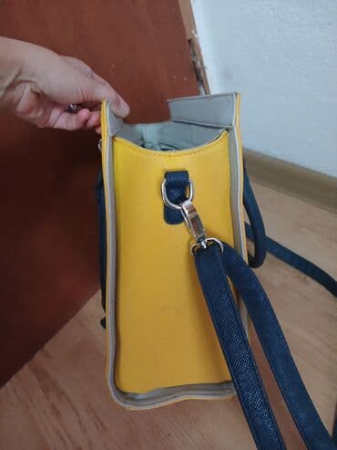 fendi naocare cena: Elegantna torbica, Materijal: Koža — 5