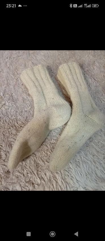 Pletenе vunene čarape – ručni rad - Materijal: prirodna vuna, mekana