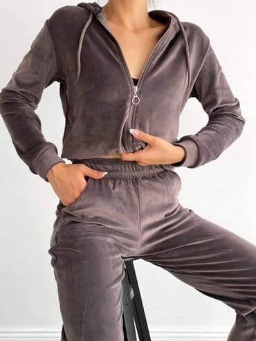 plišane pidžame: Plišani kompleti 
Vel : ( s m l xl xxl ) 

Cena : 3100 din — 7