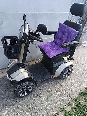 Električni skuter za osobe sa smanjenom pokretljivošću – četvorotočkaš
