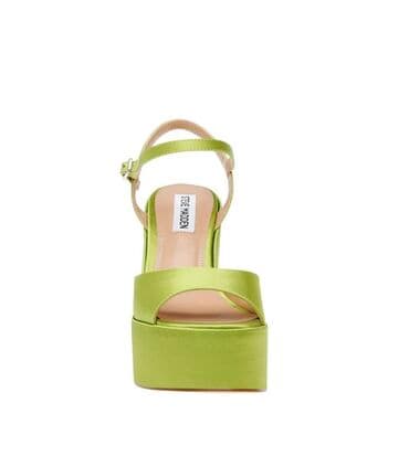 h m kaisevi: Sandals, Steve Madden, 40 — 3