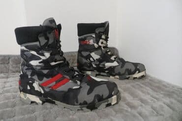 Sandals and flip-flops: Boots, size - 45 — 1