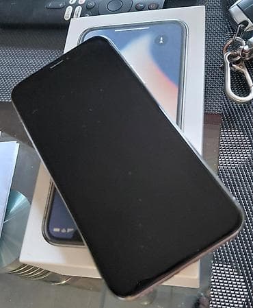 plestesen 5: IPhone X, 64 GB, srebrni - Ekran 5.8" Super Retina OLED, rezolucija — 2