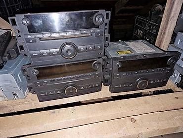 adapteri za struju: FABRICKI RADIO ZA CHEVROLET CAPTIVA | Svi delovi za Opel vozila  — 1