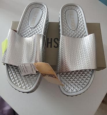 kaubojke zenske: Srebrne ženske papuče ELLY SHOES - Model: klizne papuče sa širokim — 2