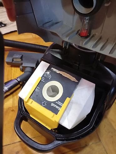 ajfon 13 pro cena polovan: LG usisivač sa kesom – model V-CP753RD Na Papirnu kesu. vuče kao — 6