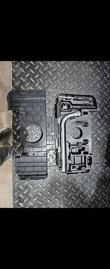 poslovi za zene od kuce: AUDI A5 FABRICKI SET ALAT | audi vw delovi ALTINA ZEMUN 06******** — 3