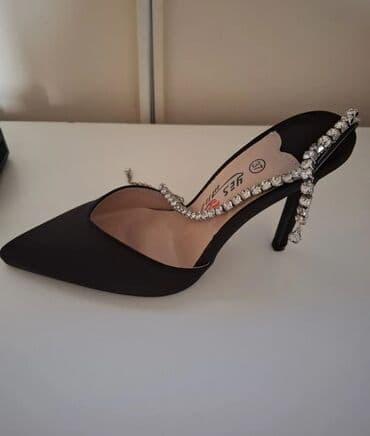 Uggs: Pumps, 37 — 1