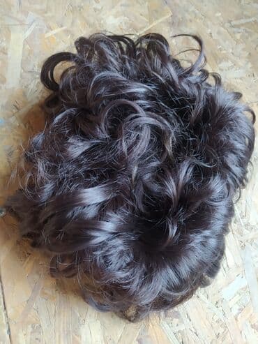 Parfemi: Prodajem tri perike,crvena,braon i ombre,1500 cena po komadu !!! — 3