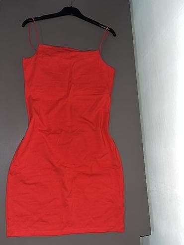 haljine za leto: Mini haljina na bretele – 2 boje - Model: uska mini haljina sa tankim — 1