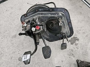 sportske pedale za auto: PAPUCA PEDALA GASA KVACILA ZA CITROEN C8 ZA 2005. GOD — 2