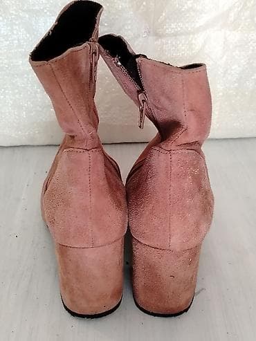 til sa sljokicama cena: Zenske cizme,made in Spain,broj 36-500 dinara Odlicno stanje Broj 36 — 5