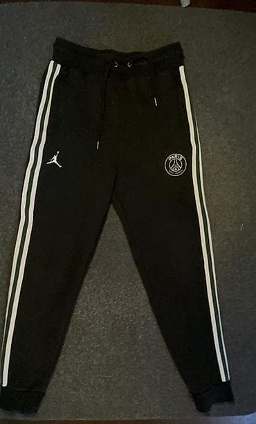 Trenerka Jordan, bоја - Crna