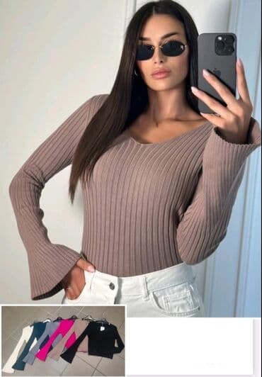 Bluze: Cena 2300 dinara 🍭 — 1