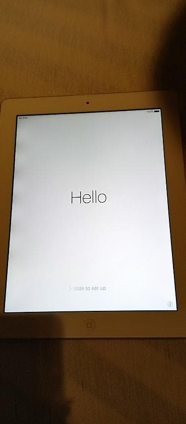 IPad tablet – beli, 9.7" ekran moze zamena za android tablet 10.1
