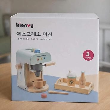 decija kuhinja lidl: Drvena dečja aparat za kafu – komplet za igru bariste - Realističan — 5