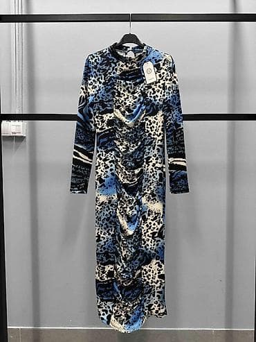 Muška odeća: Haljina midi dužine sa printom inspirisanim animal i apstraktnim — 2