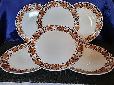 Tanjiri Eschenbach porcelan 1950te.Bavaria.Nemacka. Desertni tanjiri na lalafo.rs Tanjiri Eschenbach porcelan 1950te.Bavaria.Nemacka. Desertni tanjiri