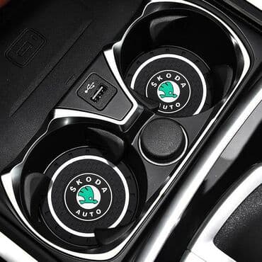 adapter za auto upaljač sa 220v na 12v: Neklizajuća podloga držača za čaše - ŠKODA Neklizajuća podloga držača — 11