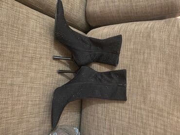 obuca bona: Ankle boots, 40 — 2