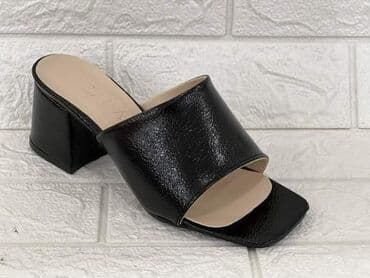 nike papuce benassi: 2200din
.
36-40 — 19