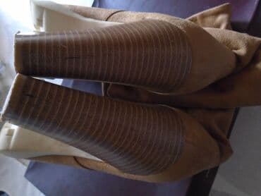bež čizme od brušene kože: Ankle boots, Bata, 40 — 4