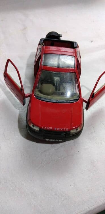range rover igracka: Welly Land Rover Freelander, 1 /24, tockovi nisu original — 3