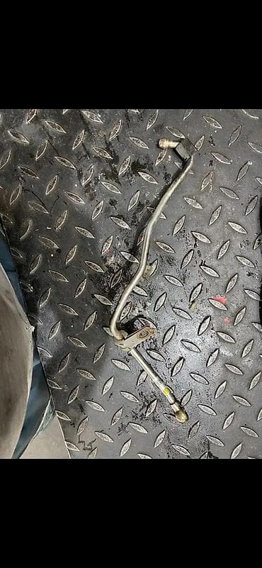 rosule ili rolsue: GOLF 7 1.6 TDI AUDI A3 8V CREVO ULJA ZA TURBINU 04L145771J | Audi — 1