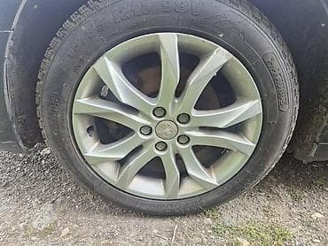 batmobile nis: ALUMINIJUMSKE FELNE 17 5 X 108 | gume dot 41 nedelja 2024god felne — 2