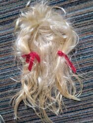 max naocare za sunce: Prodajem svetloplavu perikudugačkusa crvenim mašnicama . Nema — 3