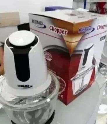 posteljina od frotira: Snaga: 500 W; Napon: 220 V; Zapremina staklene posude od 1 L; Nož od — 1