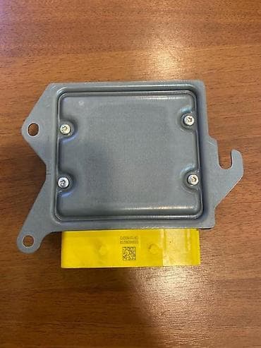 odjavljen auto: AIRBAG CONTROL MODULE ZA VOLKSWAGEN GOLF 7 - 5Q0959655AA | Centrala — 3
