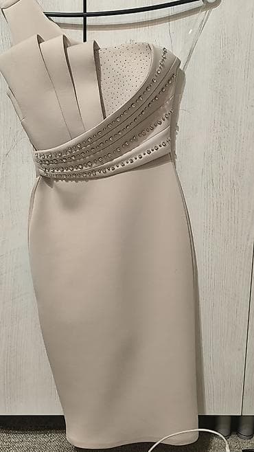 Haljine: Elegantna bež koktel/večernja haljina – brend CERRAL ÖZÇELIK - Kroj — 4