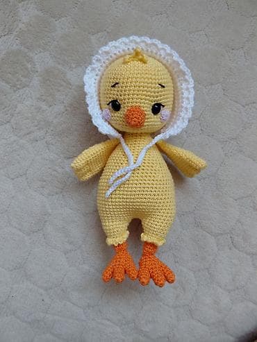 fortnite igračke: Heklana amigurumi igračka – pile sa kapicom - Ručno rađeni amigurumi — 2