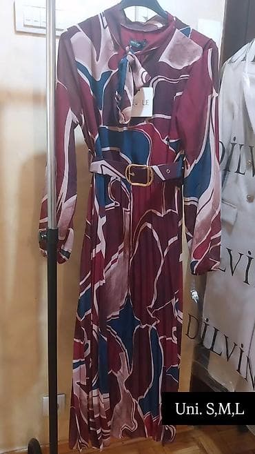 bordo: Haljina univerzalna velicina zs S,M,L Napomena: Haljina se lako — 2