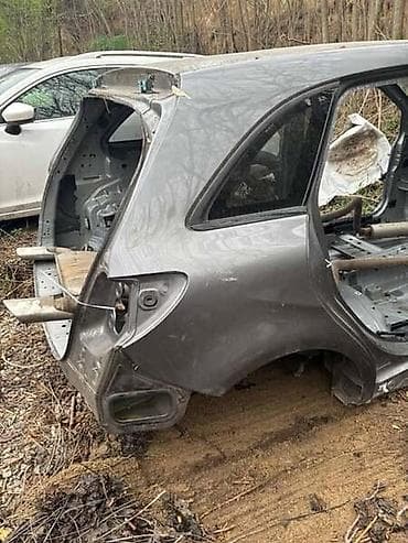 auto nalepnice: DESNA POLUSTRANICA ZA MERCEDES BENZ B KLASA, B 150, B 160 . OD 2012 — 1