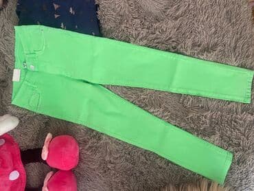 Pantalone: Nove oantalone sve vel
Preudibne 1500 din plus poklon gratis
Akcija — 3