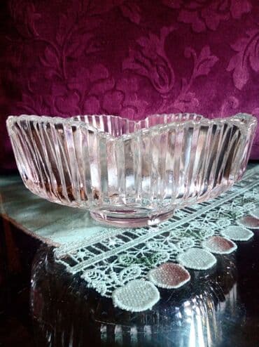 Kuhinjski setovi: Cinija nova kristal,led kristal ceska 70te. Visina. 8,5cm — 2