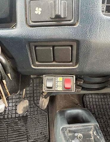 auto prikolice na prodaju: Zastava Koral IN 2006. god registrovan do 30.05.2027. Karoserija je — 6