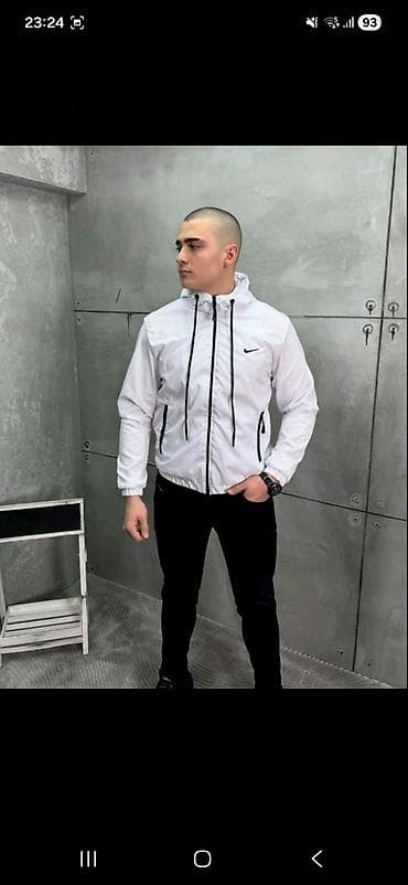 Sportswear: Muška lagana jakna sa kapuljačom - Sportski kroj, zatvaranje na — 6